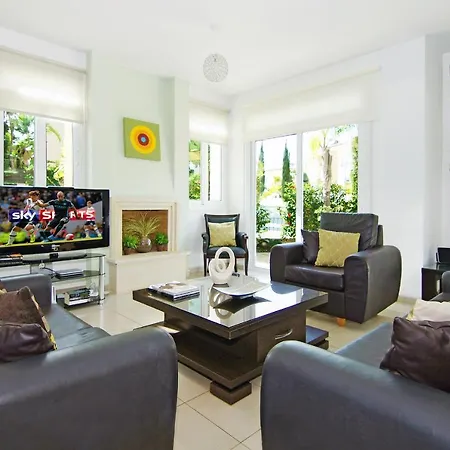 Artemis Villa